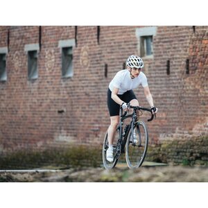 CRAFT Essence Bib Shorts W